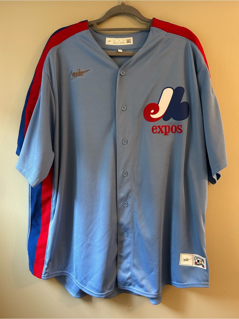 Nike Montreal Expos Cooperstown Collection Jersey